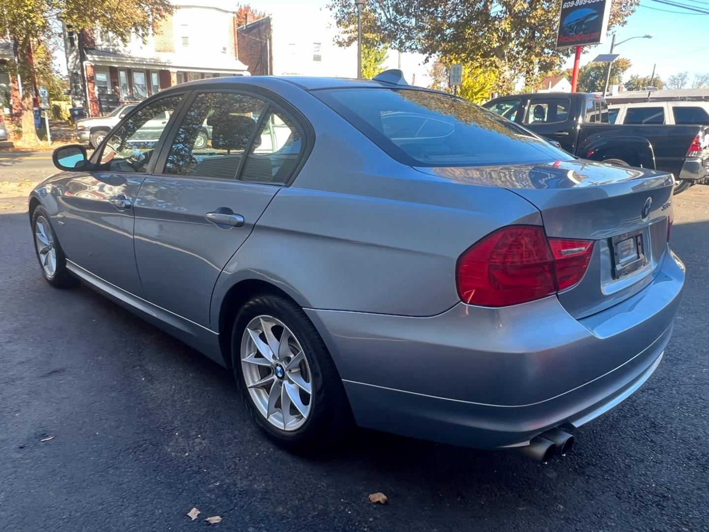 2010 BMW 3-Series (WBAPK5C50AA) , located at 1018 Brunswick Ave, Trenton, NJ, 08638, (609) 989-0900, 40.240086, -74.748085 - Photo#4